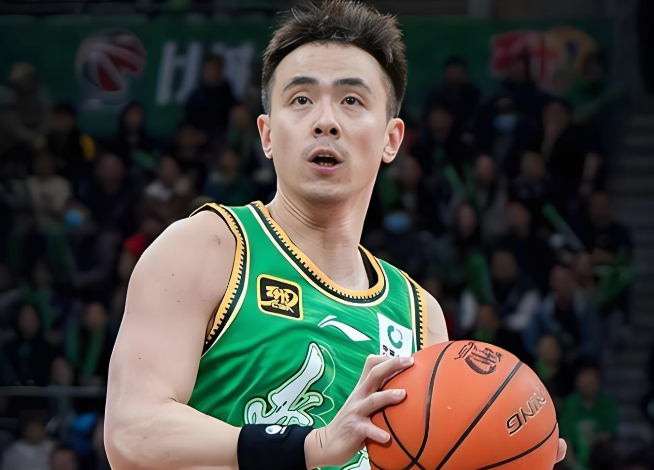 中国官网-5战4负！赵继伟复出也没用 辽宁球迷：快点转会，别浪费巅峰期